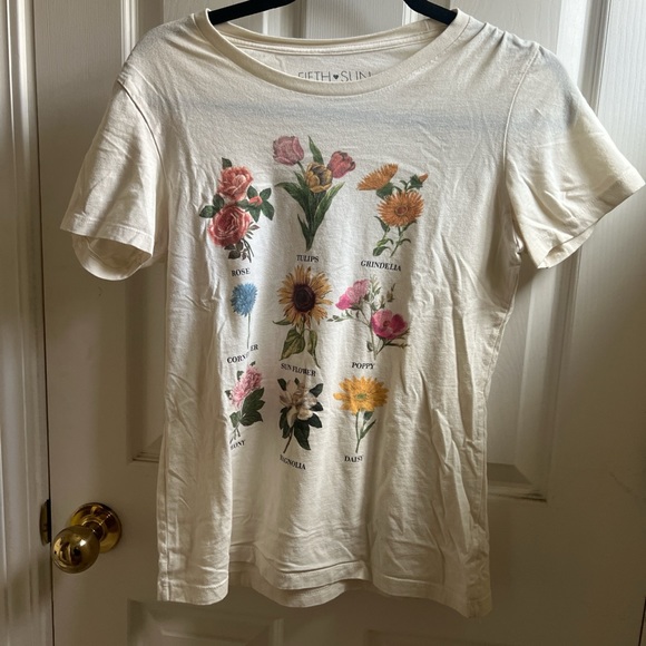 Fifth Sun Tops - beige flower t-shirt